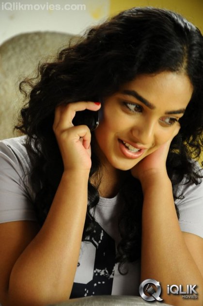 Gunde Jaari Gallanthayyinde